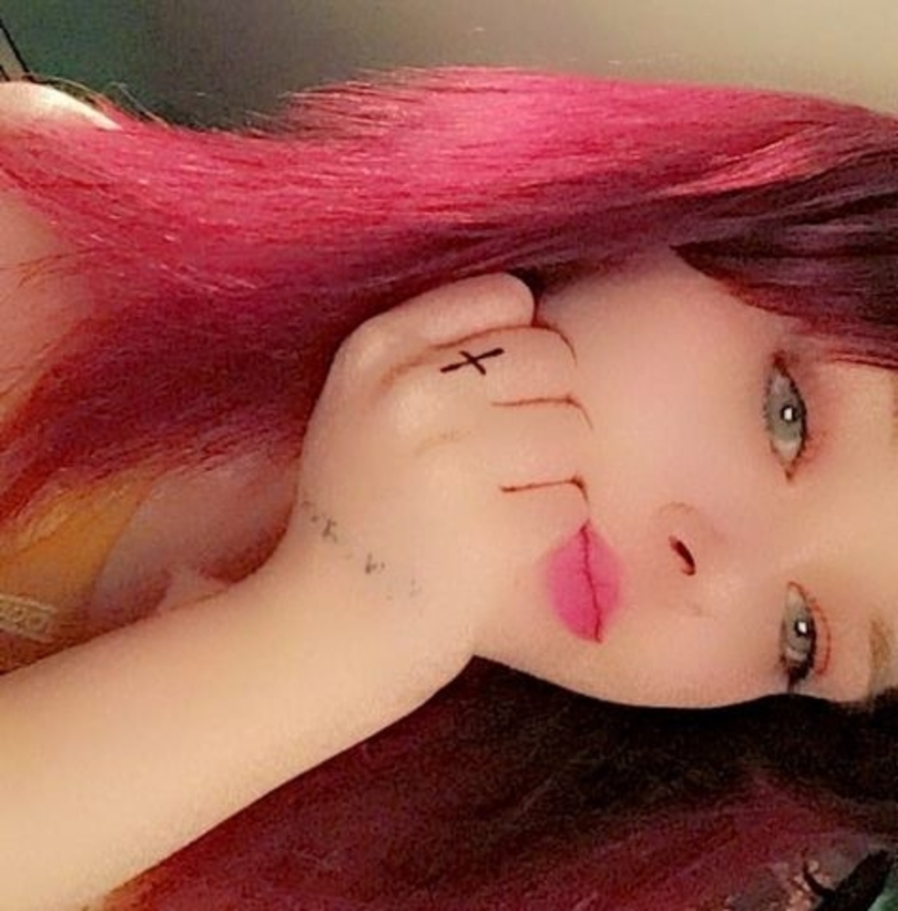 Meet your Posher, Alyssa